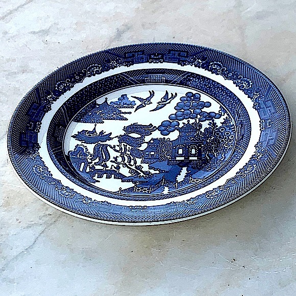 JOHNSON BROTHERS CLASSIC WILLOW SALAD PLATE 7 7/8TH INCH NEW ROUND BLUE NEW - Picture 4 of 7